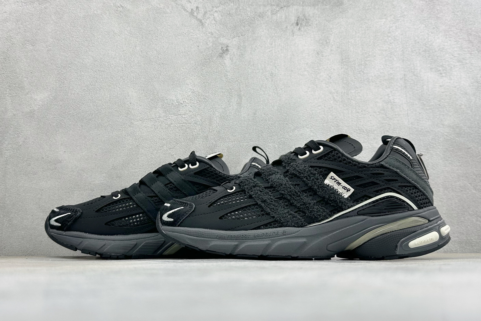福利特价 SFTM x Adidas Originals ADISTAR CUSHION 联名复古舒适防滑耐磨低帮生活休