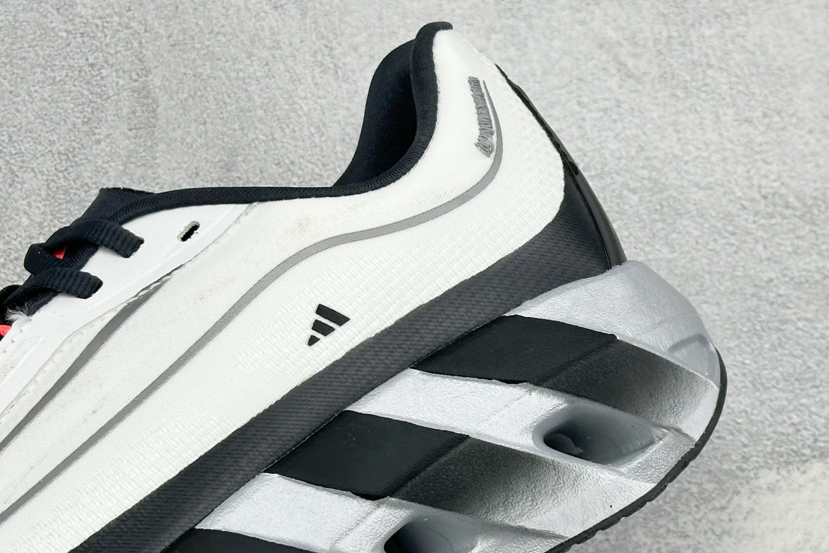 Adidas HyperBoost LITE 阿迪达斯全新爆米花透气缓震跑步鞋 货号：KH6788 尺码：36-45没半