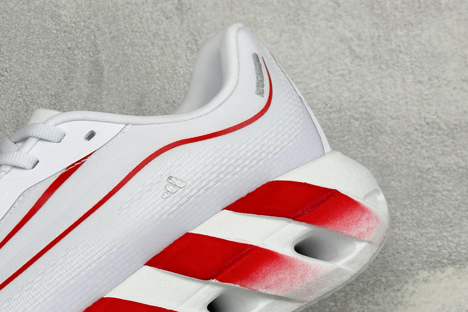 Adidas HyperBoost LITE 阿迪达斯全新爆米花透气缓震跑步鞋 货号：KH6758 尺码：36-45没半