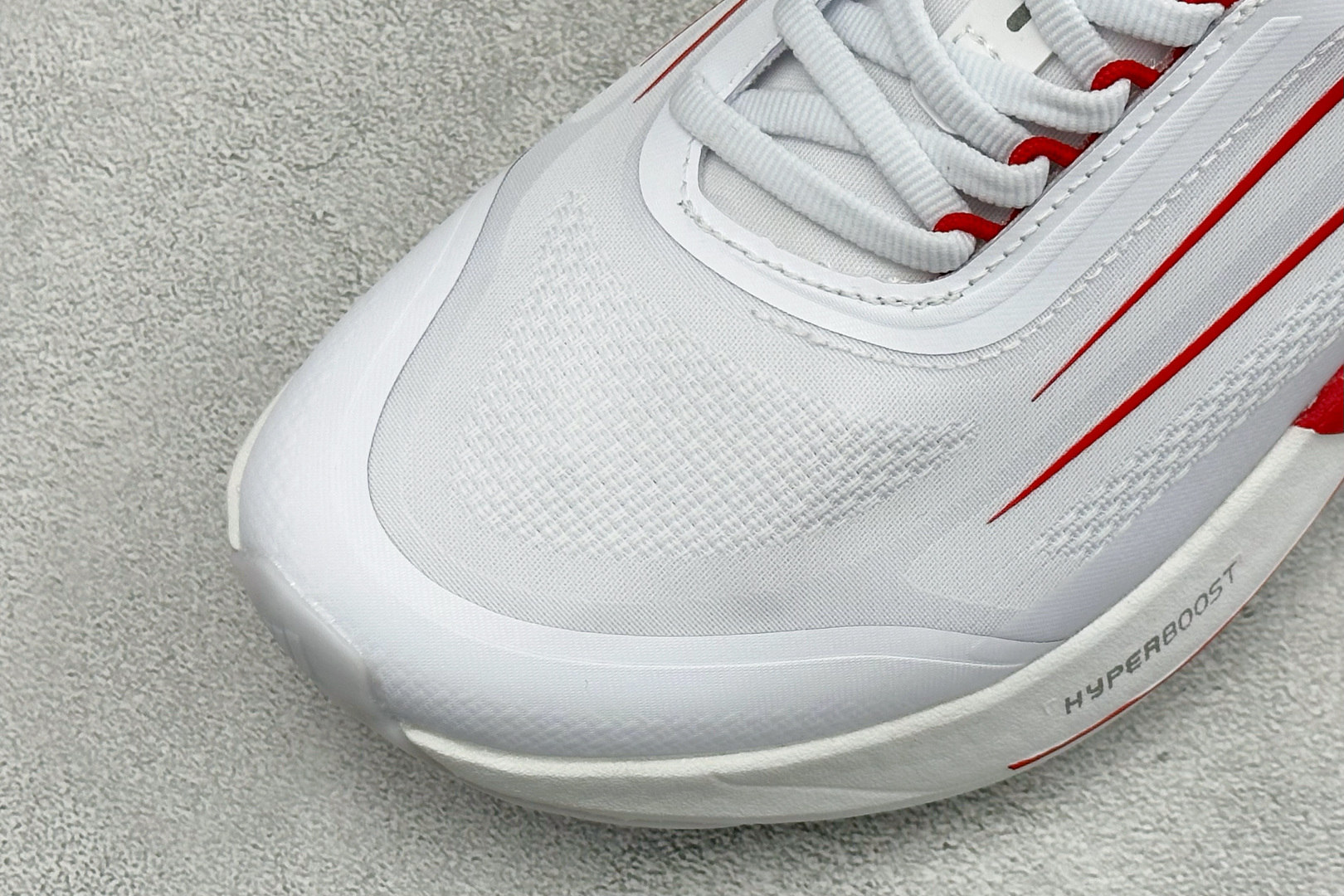 Adidas HyperBoost LITE 阿迪达斯全新爆米花透气缓震跑步鞋 货号：KH6758 尺码：36-45没半