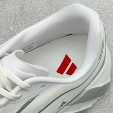 Adidas HyperBoost LITE 阿迪达斯全新爆米花透气缓震跑步鞋 货号:KH6789 尺码:36-45没半 Adidas HyperBoost LITE 阿迪达斯全新爆米花透气缓震跑步鞋 货号:KH6789 尺码:36-45没半