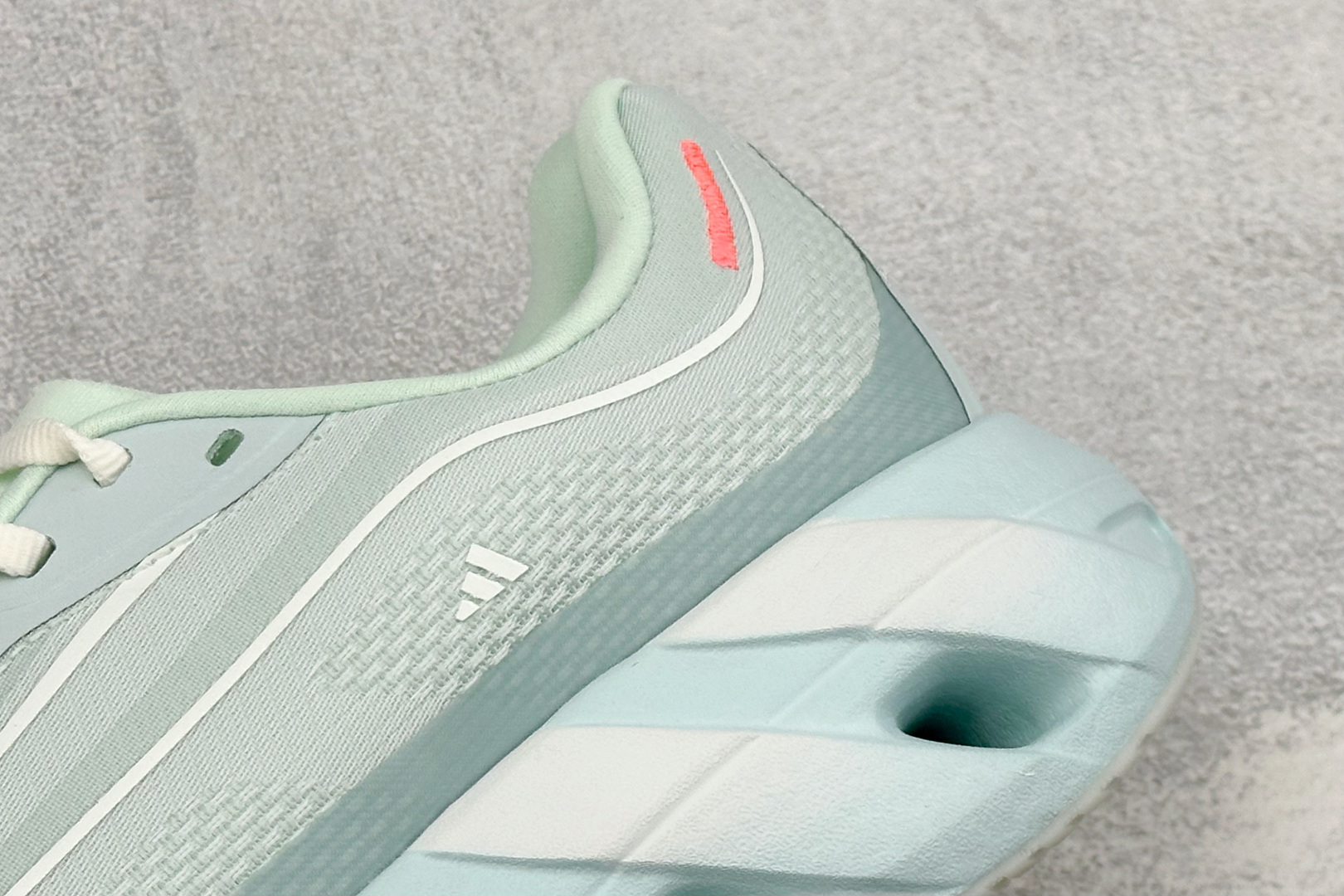 Adidas HyperBoost LITE 阿迪达斯全新爆米花透气缓震跑步鞋 货号：KH6782 尺码：36-45没半