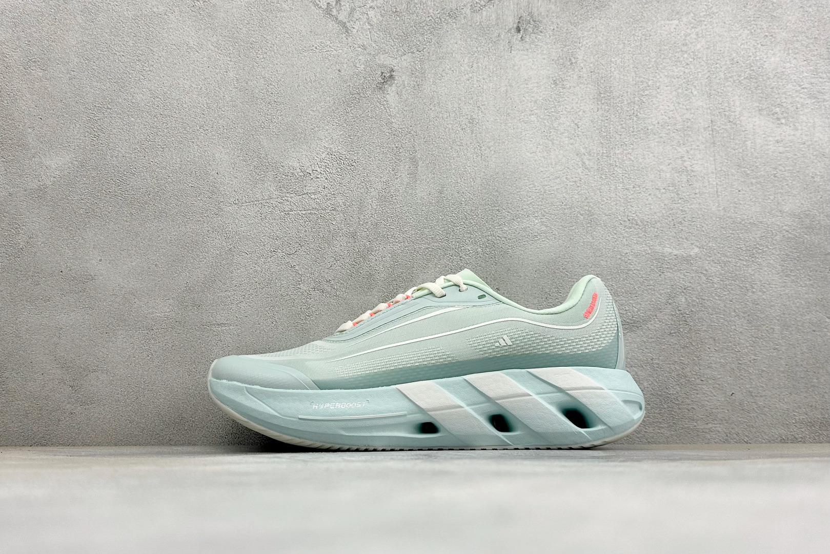 Adidas HyperBoost LITE 阿迪达斯全新爆米花透气缓震跑步鞋 货号：KH6782 尺码：36-45没半