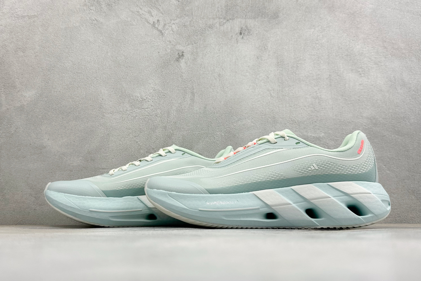 Adidas HyperBoost LITE 阿迪达斯全新爆米花透气缓震跑步鞋 货号：KH6782 尺码：36-45没半