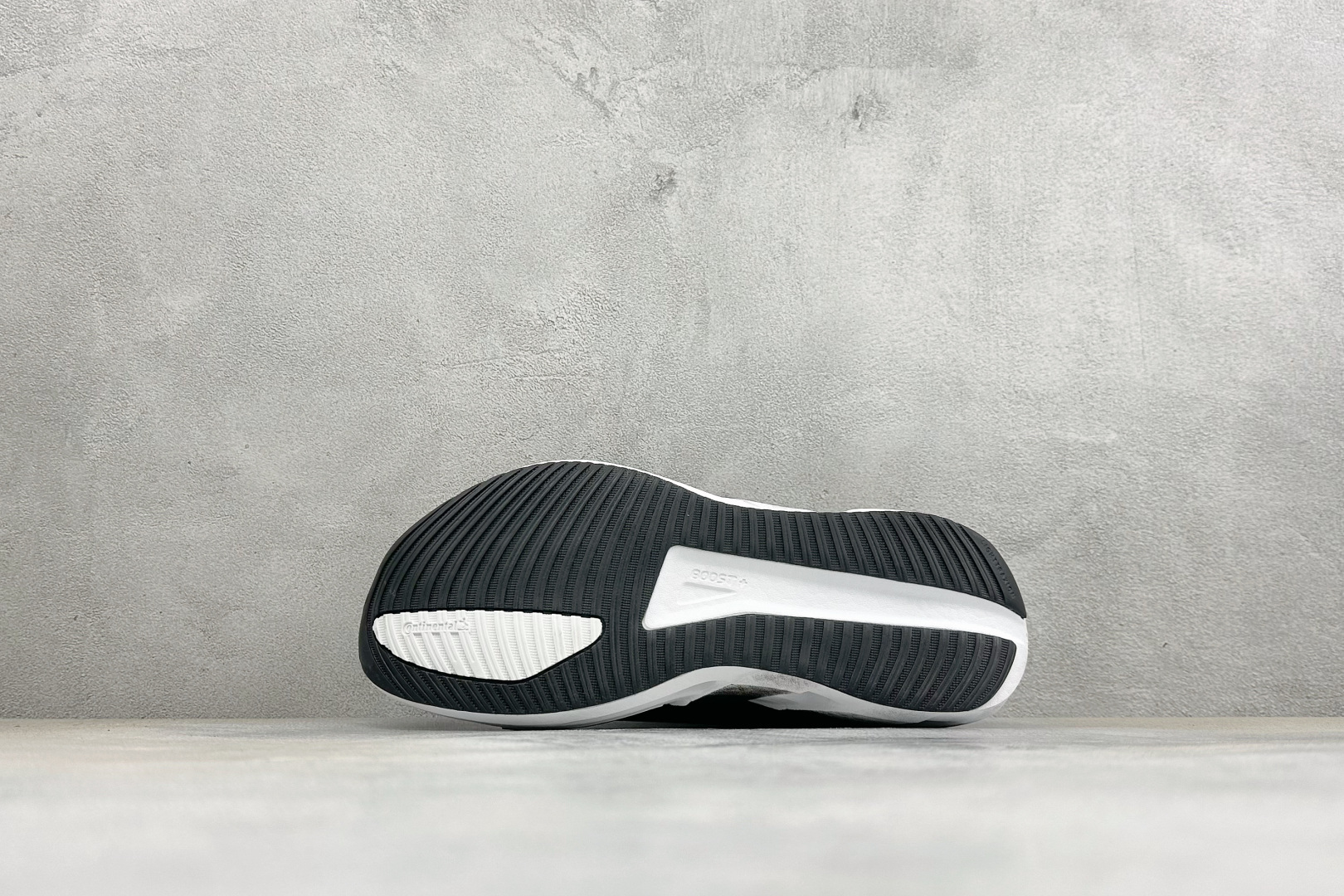 Adidas HyperBoost LITE 阿迪达斯全新爆米花透气缓震跑步鞋 货号：KH6759 尺码：36-45没半