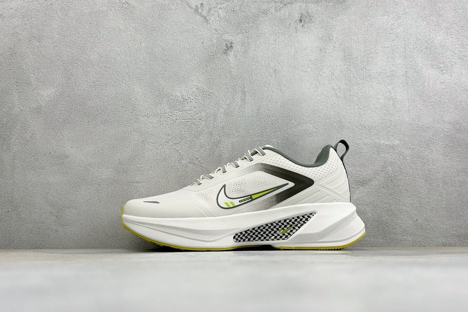 Nike Air Zoom Pegasus 2.0 舒适缓震低帮休闲运动跑鞋 升级原楦原纸版数据开发 采用弹性Flykn