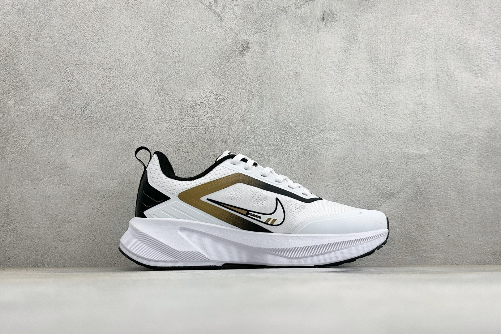 Nike Air Zoom Pegasus 2.0 舒适缓震低帮休闲运动跑鞋 升级原楦原纸版数据开发 采用弹性Flykn