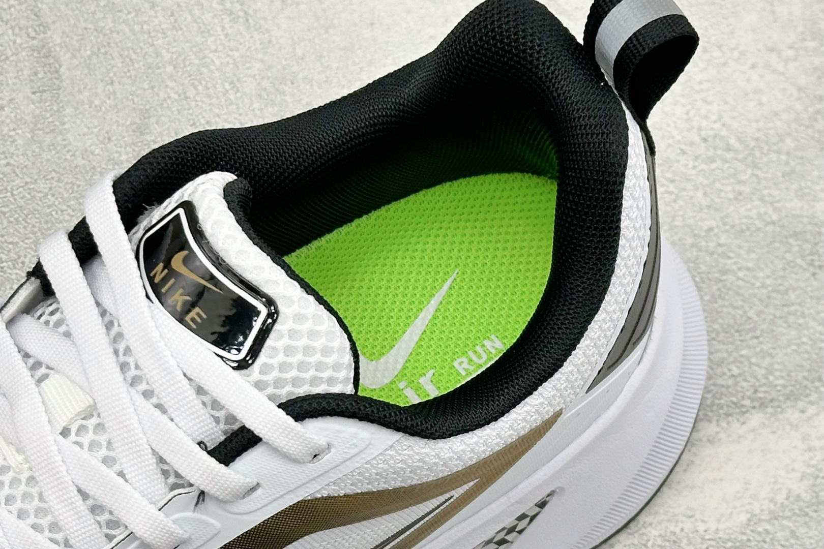 Nike Air Zoom Pegasus 2.0 舒适缓震低帮休闲运动跑鞋 升级原楦原纸版数据开发 采用弹性Flykn