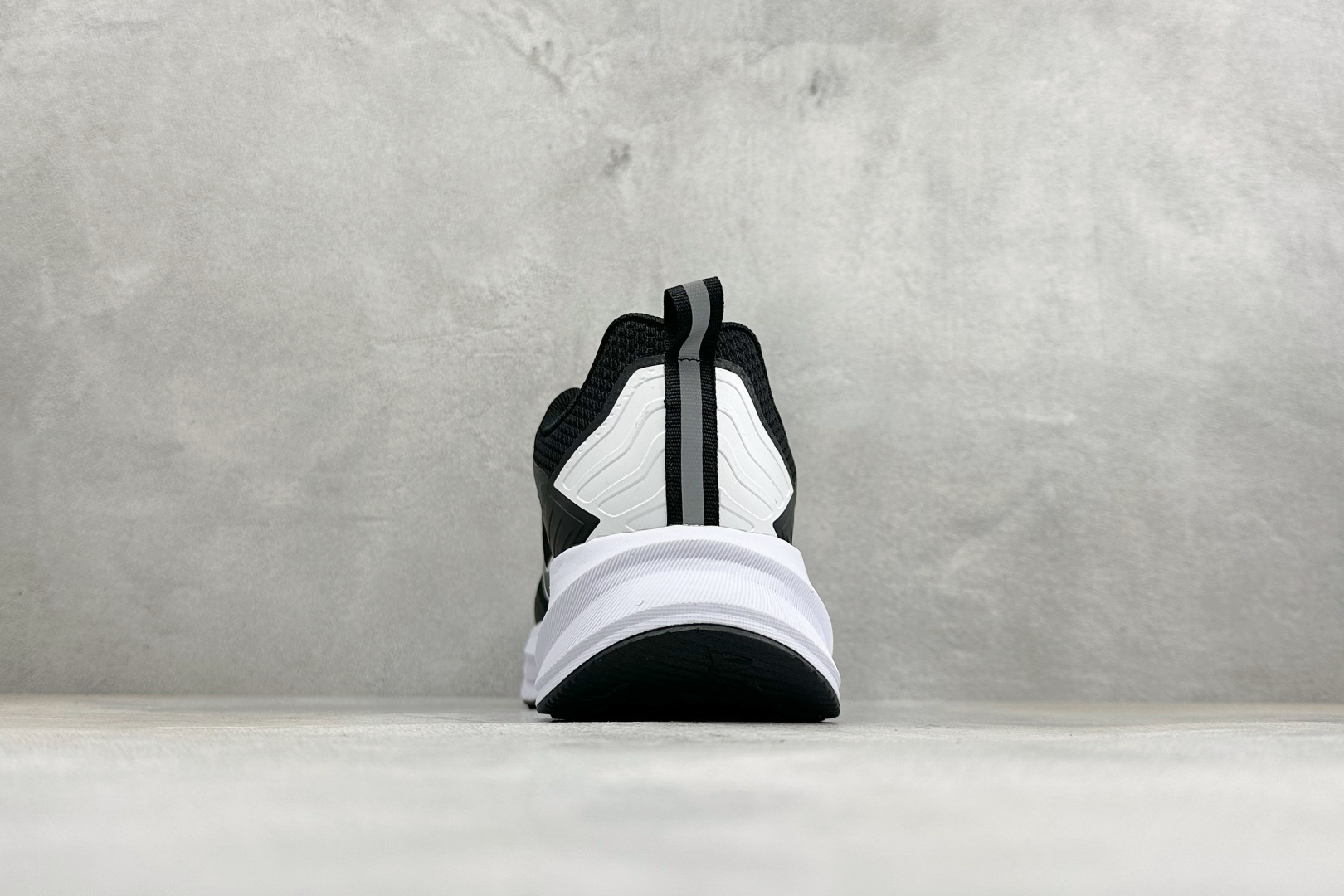 Nike Air Zoom Pegasus 2.0 舒适缓震低帮休闲运动跑鞋 升级原楦原纸版数据开发 采用弹性Flykn