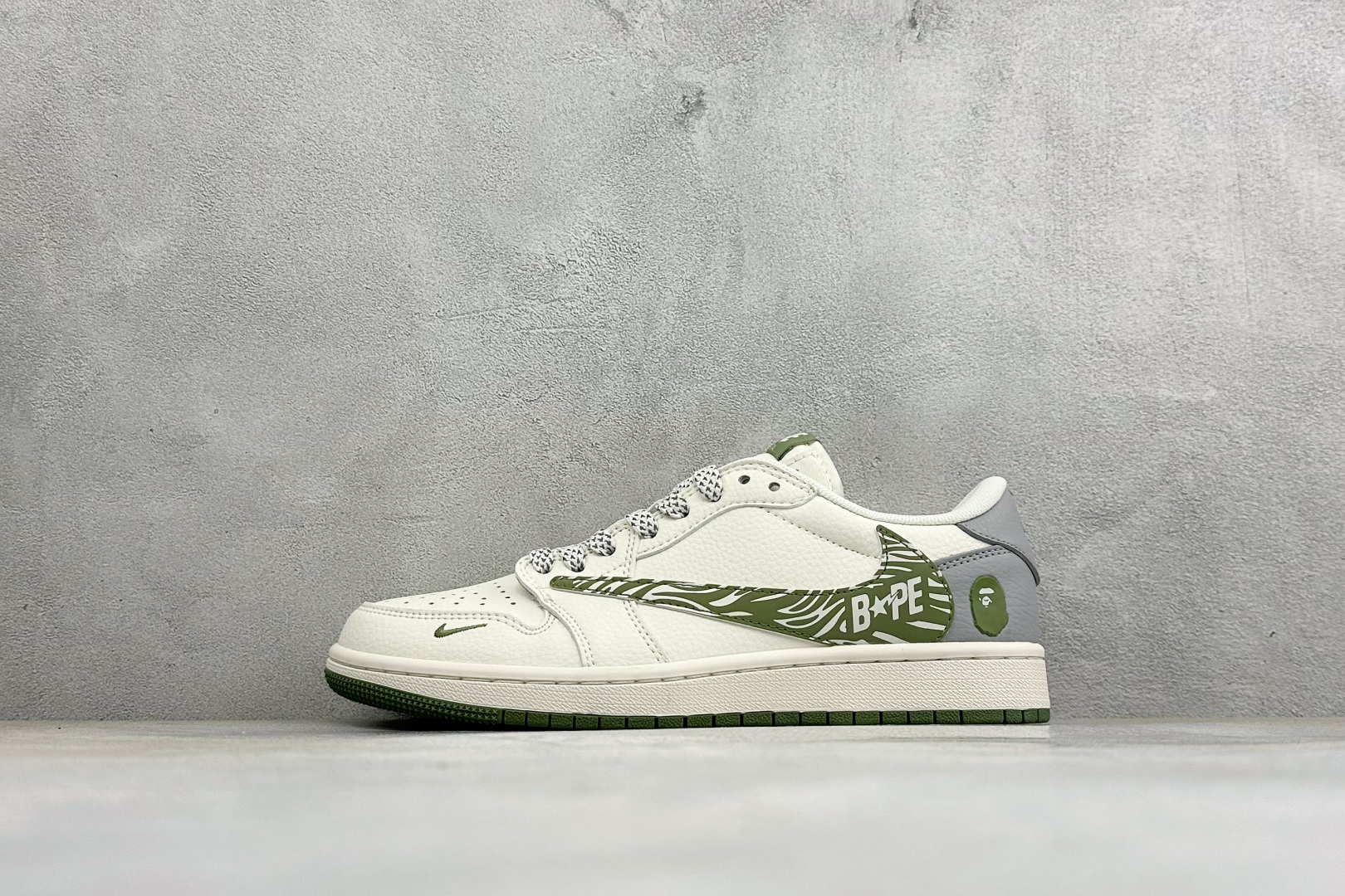 福利特价 Air Jordan 1 Low AJ1 乔1 联名 高端定制 倒钩低帮复古篮球鞋 #定制皮料 原厂3D打印 