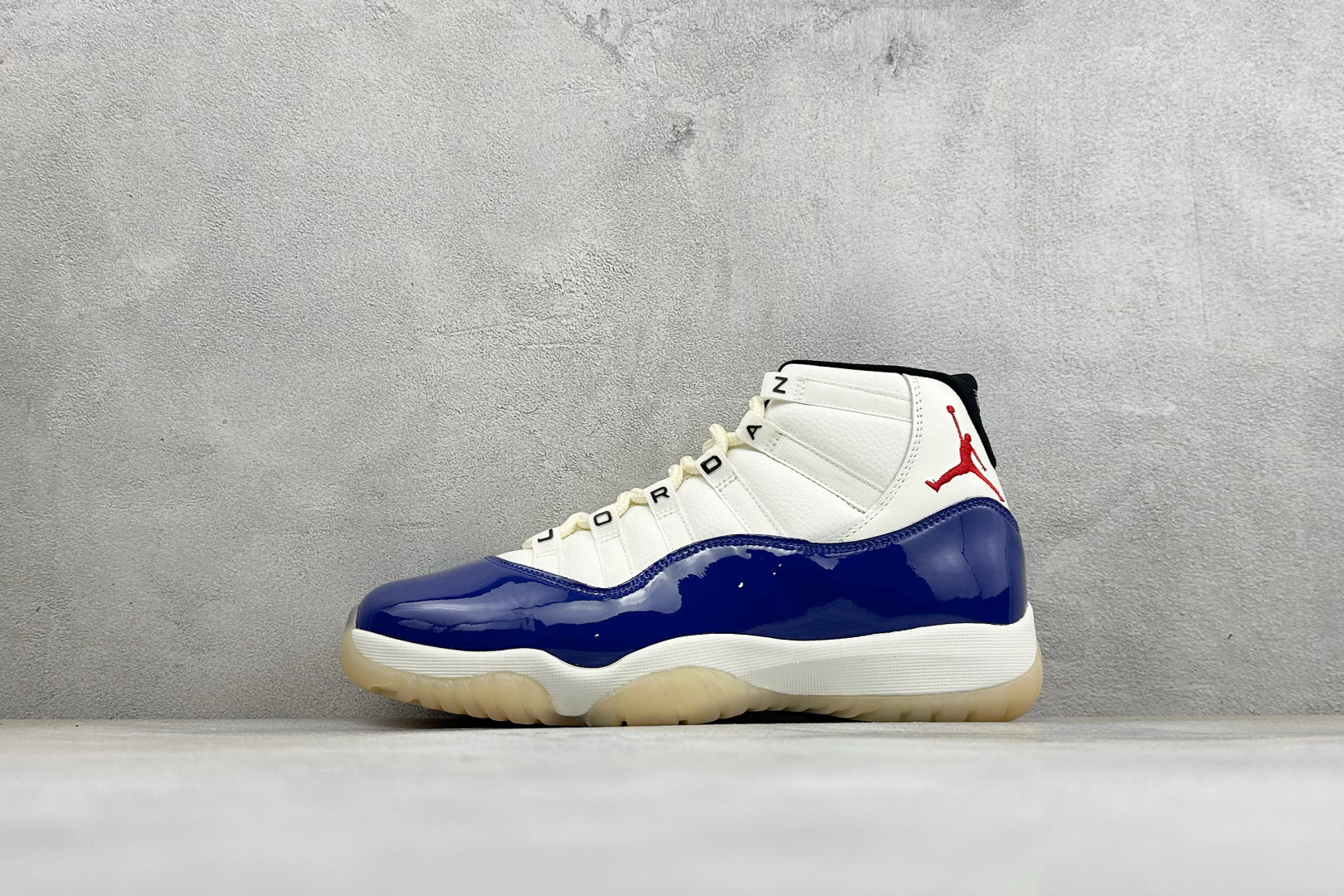 TOP纯原Air Jordan AJ11 Retro 篮球鞋 原楦原档案数据开模打造 原厂中底拉帮钢印 原厂漆皮 防冻不