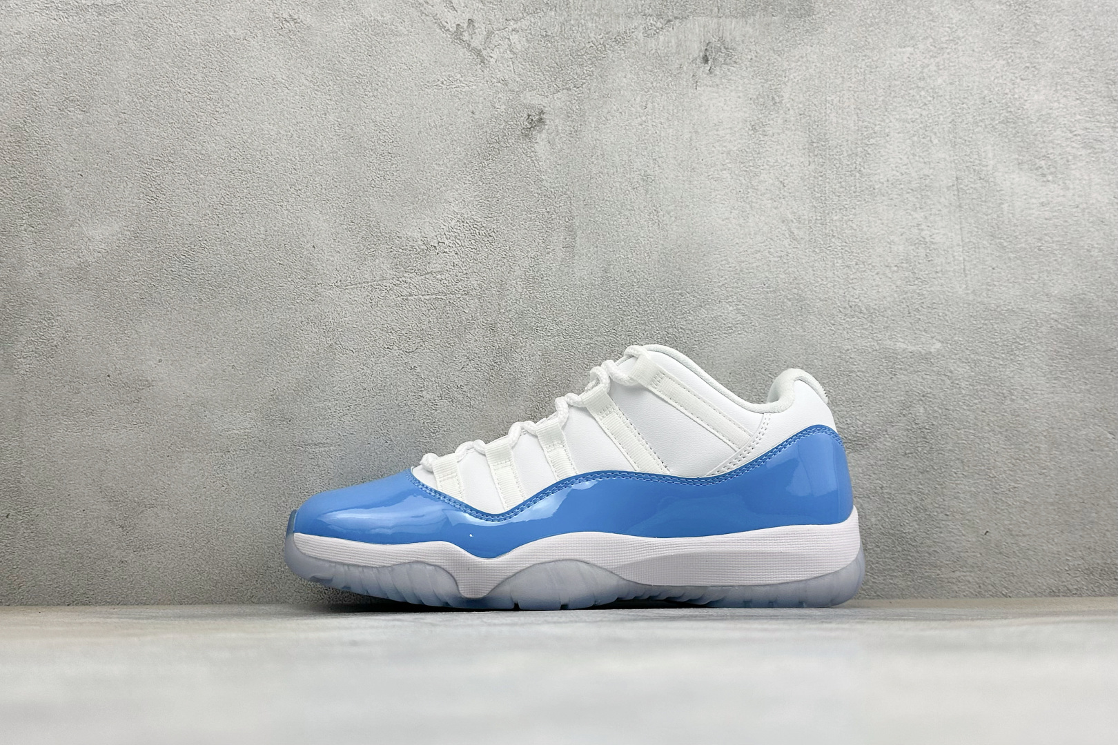 TOP纯原Air Jordan AJ11 Retro 篮球鞋 原楦原档案数据开模打造 原厂中底拉帮钢印 原厂漆皮 防冻不