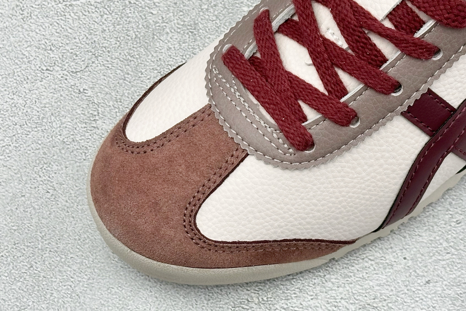 K版鬼冢虎 Onitsuka Tiger Mexico 66® Paraty 百搭单品板鞋 MEXICO 66是鬼冢虎旗