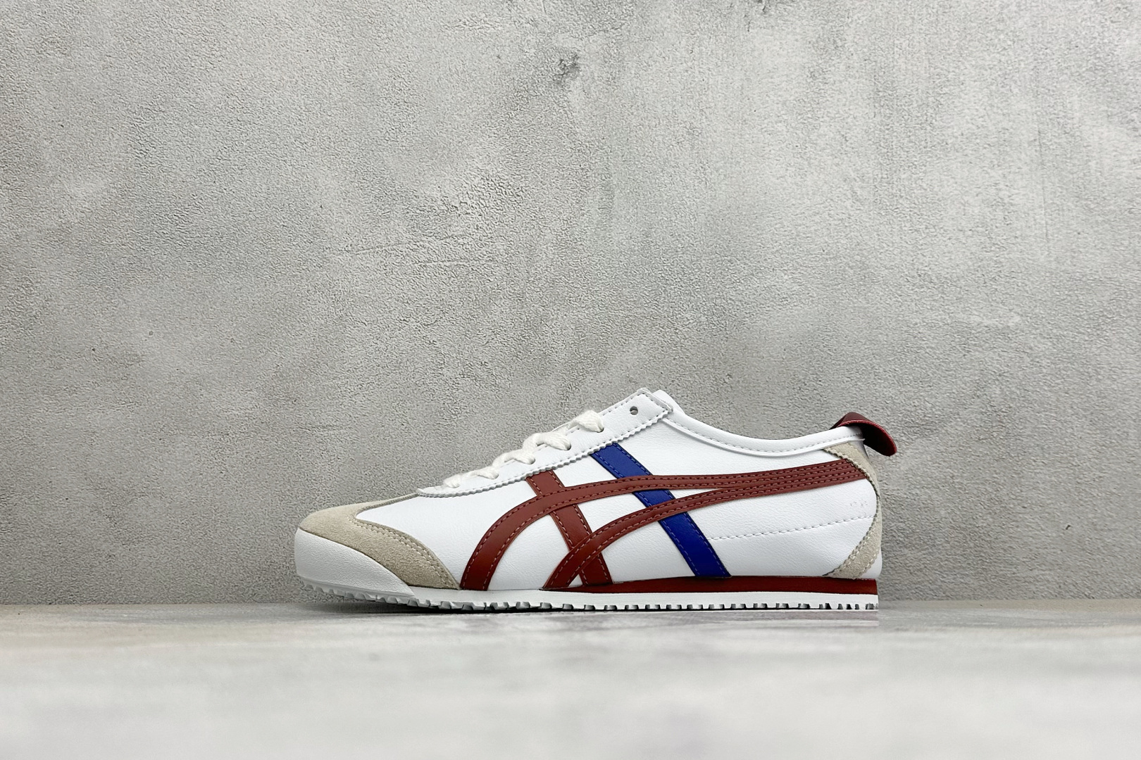 K版鬼冢虎 Onitsuka Tiger Mexico 66® Paraty 百搭单品板鞋 MEXICO 66是鬼冢虎旗