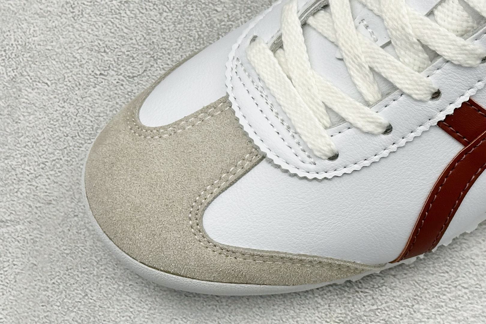 K版鬼冢虎 Onitsuka Tiger Mexico 66® Paraty 百搭单品板鞋 MEXICO 66是鬼冢虎旗