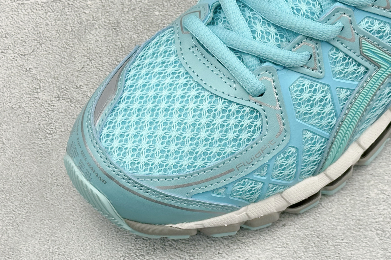XR版Asics Gel-Kayano 20 亚瑟士 舒适百搭耐磨支撑透气 低帮跑步鞋 货号: 1203A388-036