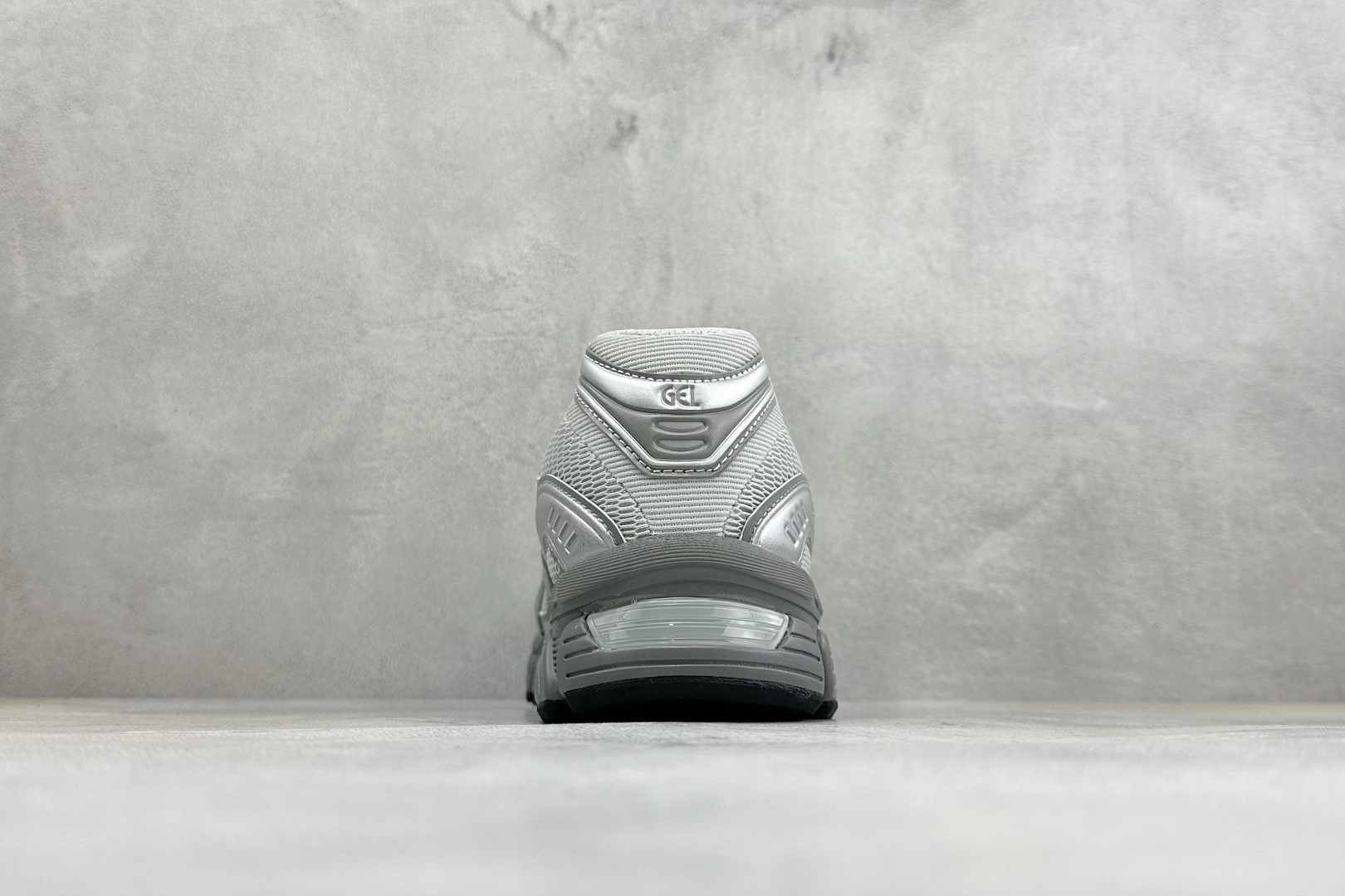 XM版Asics Gel-Stratus Mc系列 亚瑟士 低帮轻量缓震休闲运动跑步鞋 货号: 1203B219-020