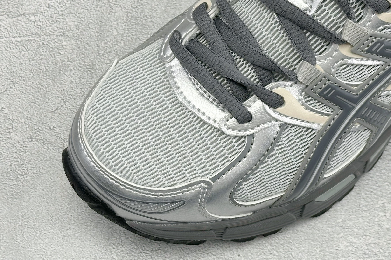 XM版Asics Gel-Stratus Mc系列 亚瑟士 低帮轻量缓震休闲运动跑步鞋 货号: 1203B219-020