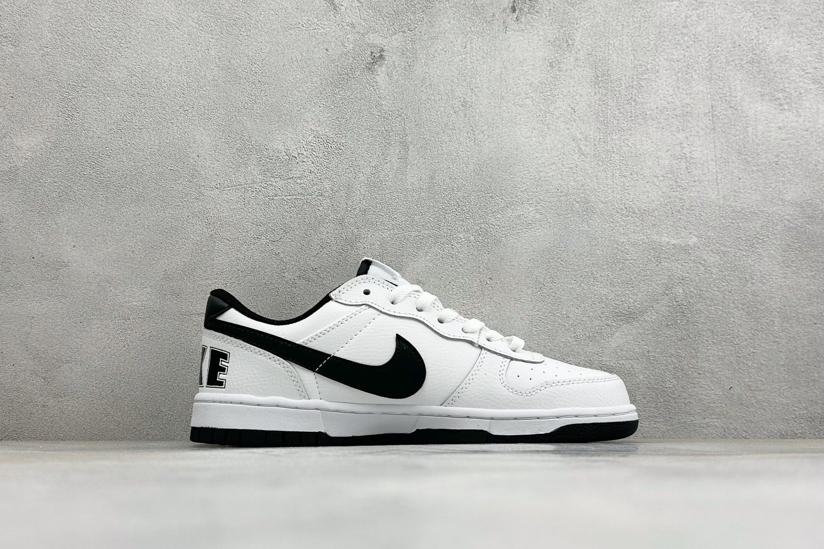 H版BIG NIKE LOW 耐克 简约百搭 減震耐磨 低帮板鞋 货号: -109 尺码：36-45 