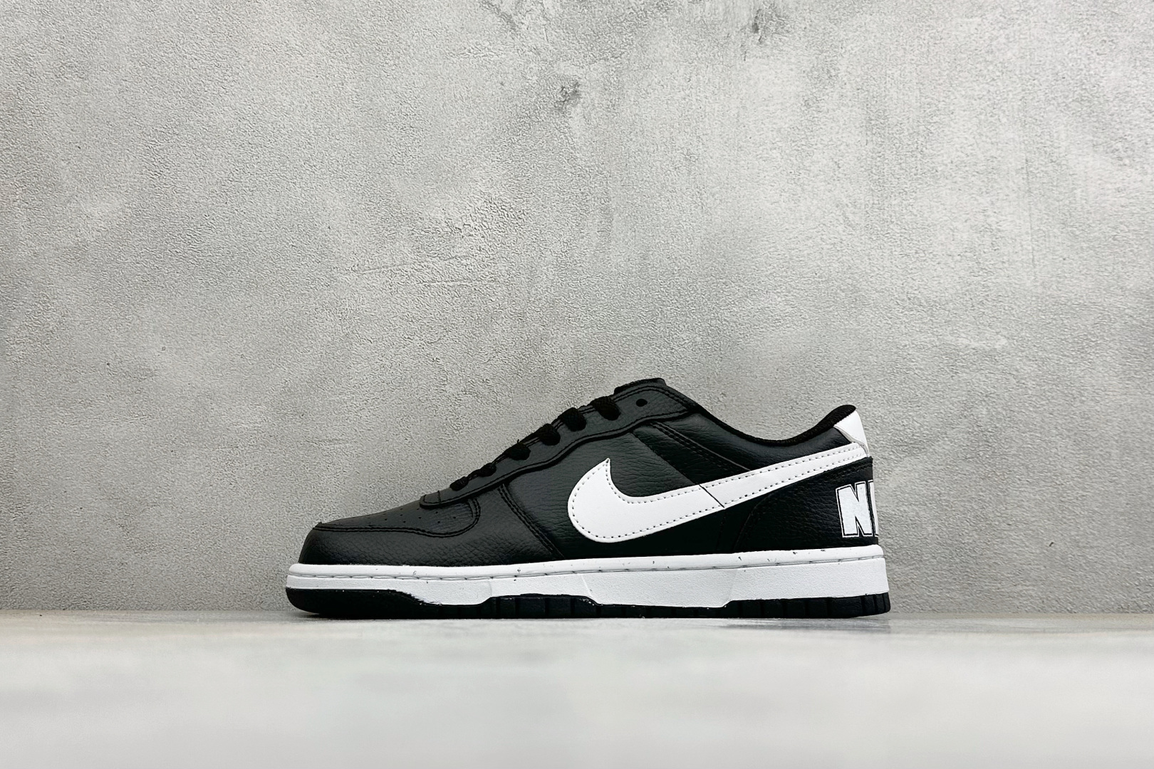 H版BIG NIKE LOW 耐克 简约百搭 減震耐磨 低帮板鞋 货号: -016 尺码：36-45 