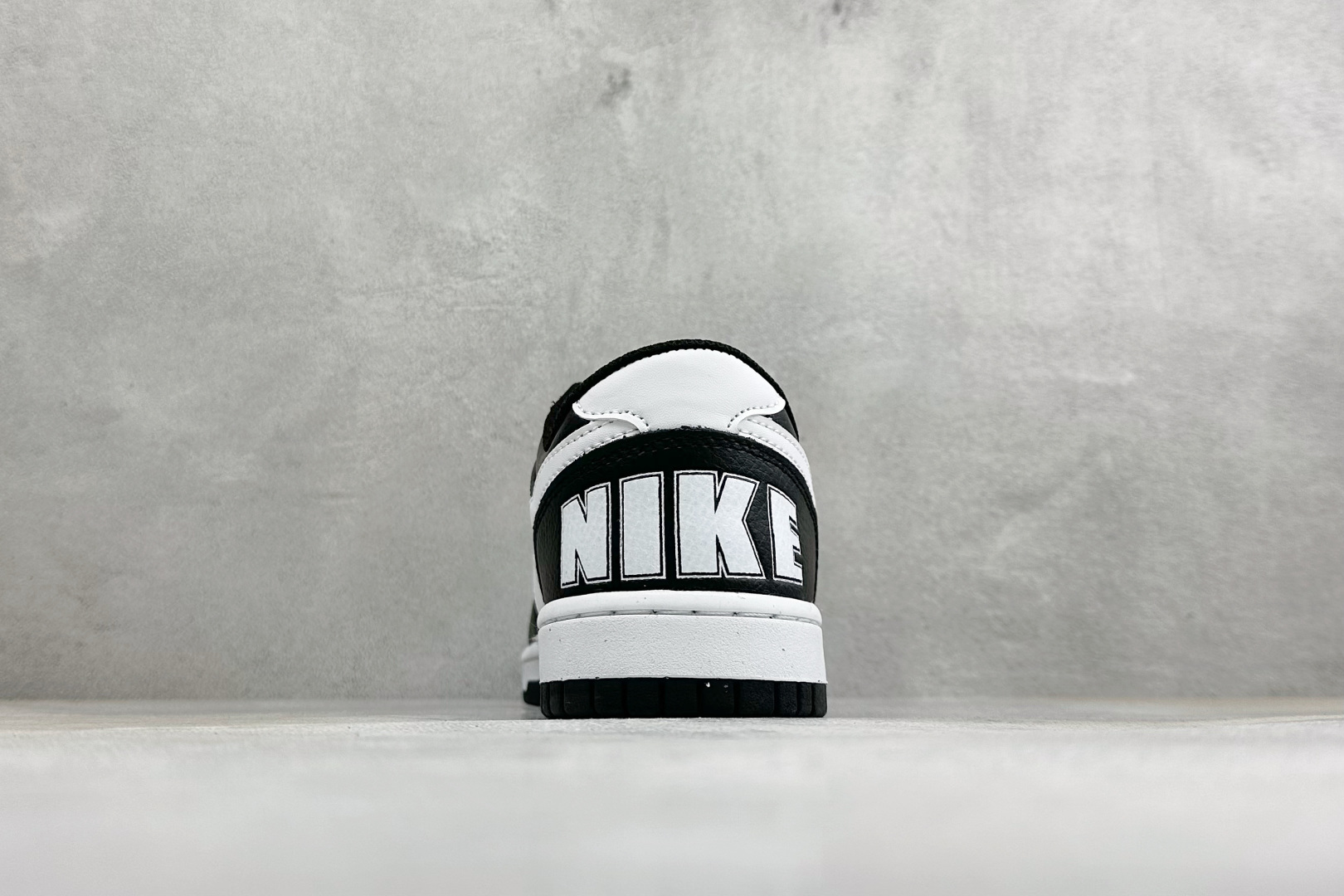 H版BIG NIKE LOW 耐克 简约百搭 減震耐磨 低帮板鞋 货号: -016 尺码：36-45 