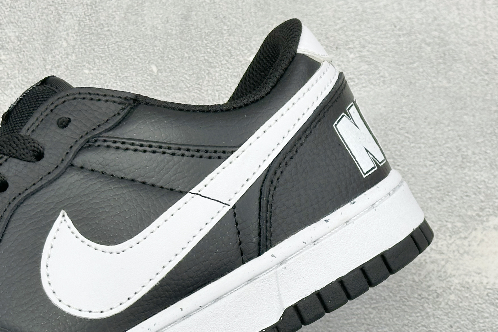 H版BIG NIKE LOW 耐克 简约百搭 減震耐磨 低帮板鞋 货号: -016 尺码：36-45 