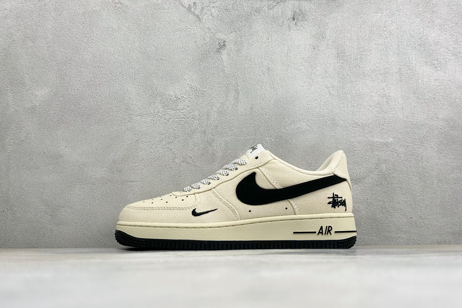 福利特价 Nike Air Force 1'07 Low 联名款 空军一号低帮休闲板鞋 #原楦原纸板 纯正空军版型 内置