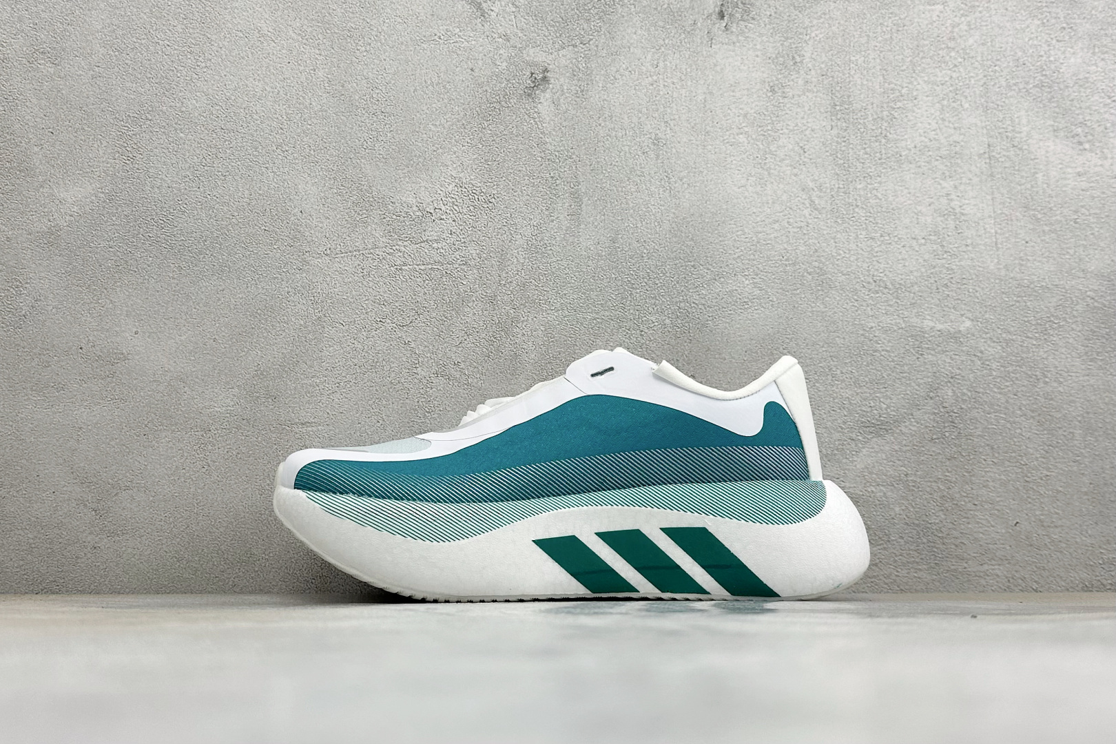 福利特价 Adidas HYPERBOOST EDGE M 阿迪达斯全新爆米花透气缓震跑步鞋 货号：KK0288 尺码：