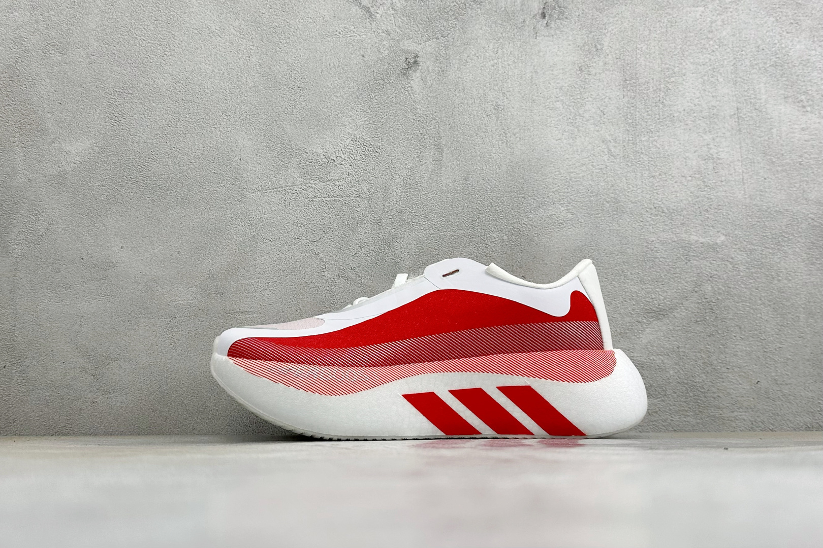 福利特价 Adidas HYPERBOOST EDGE M 阿迪达斯全新爆米花透气缓震跑步鞋 货号：KK0288 尺码：