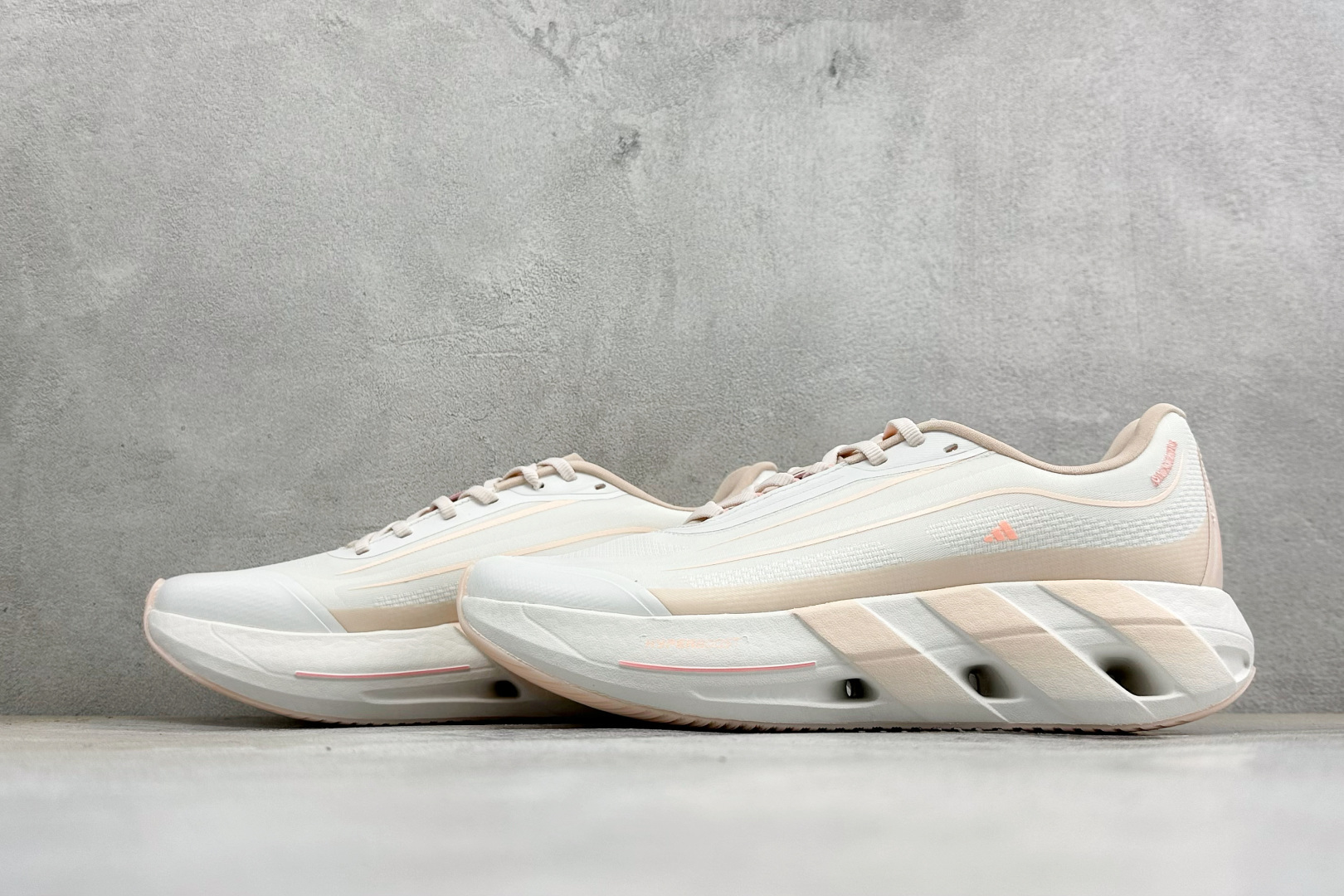 Adidas HyperBoost LITE 阿迪达斯全新爆米花透气缓震跑步鞋 货号：KH6784 尺码：36-45没半