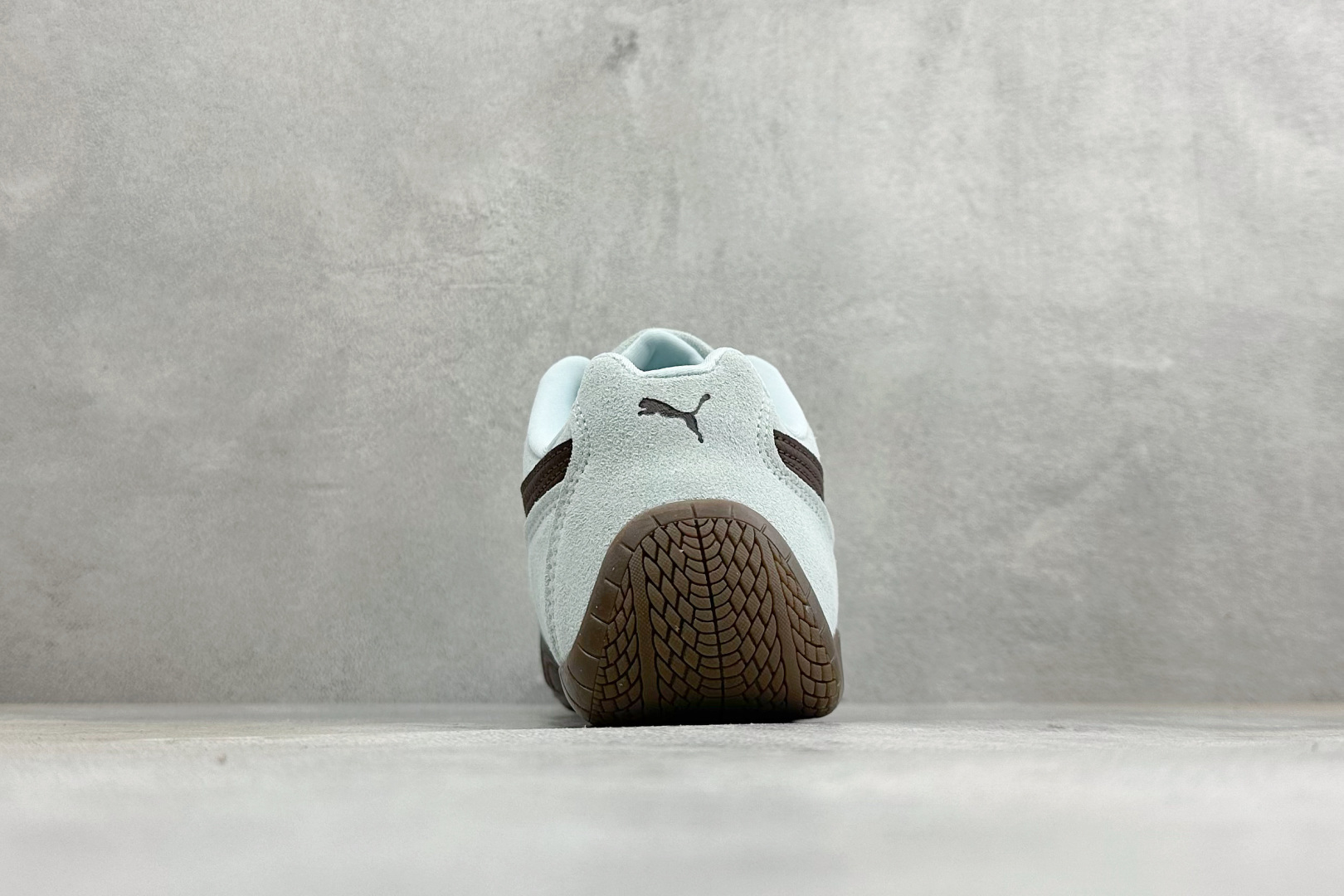 M版Puma Speedcet Etoile Wns 彪马薄底德迅复古运动休闲赛车跑鞋 以趣味十足又前卫复古的设计引领潮
