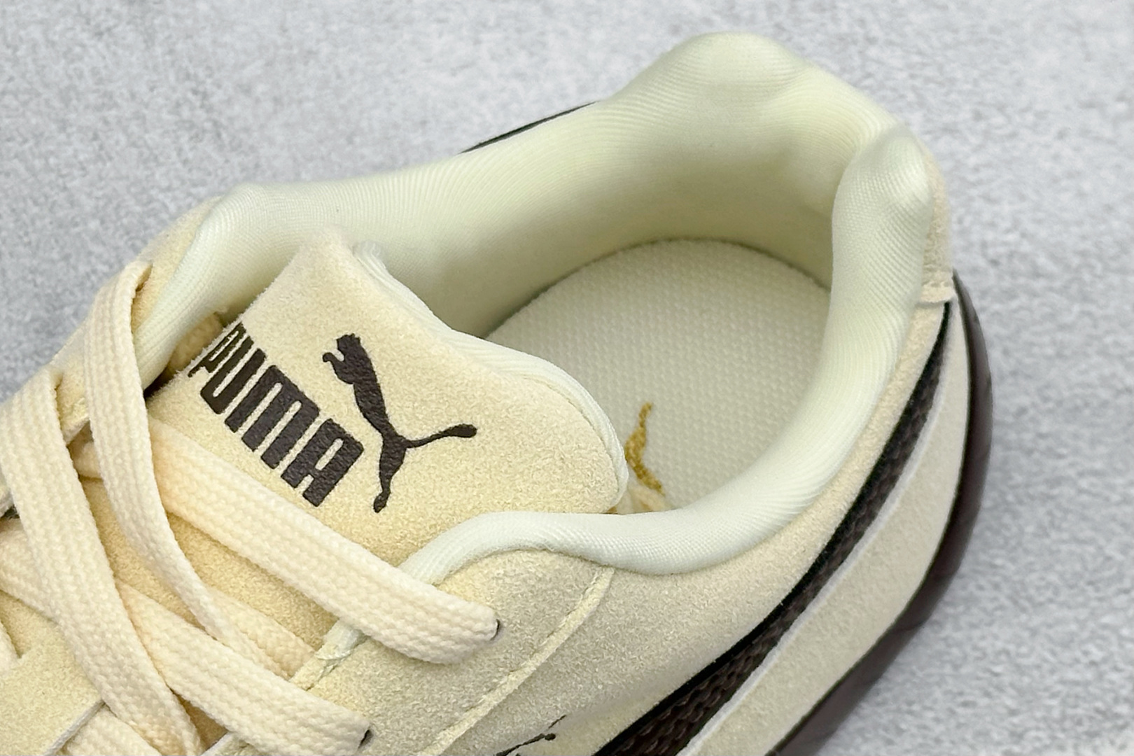M版Puma Speedcet Etoile Wns 彪马薄底德迅复古运动休闲赛车跑鞋 以趣味十足又前卫复古的设计引领潮