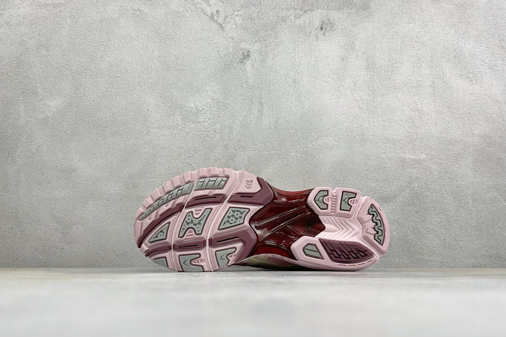 GW版Asics Gel-Kayano 14 亚瑟士运动休闲透气专业跑鞋 采用工程弹性双层再生针织密度鞋面材质 后跟3D