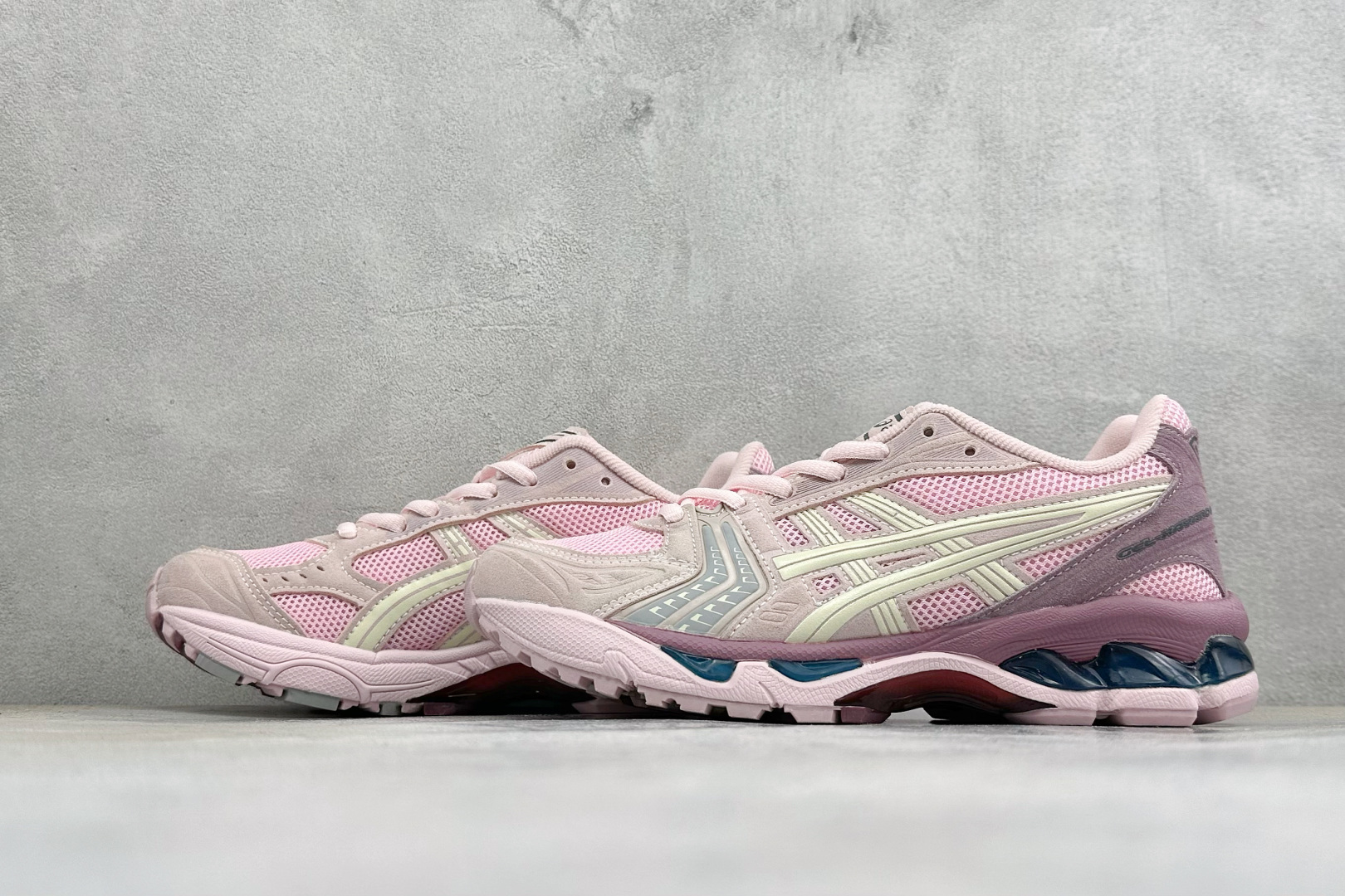 GW版Asics Gel-Kayano 14 亚瑟士运动休闲透气专业跑鞋 采用工程弹性双层再生针织密度鞋面材质 后跟3D