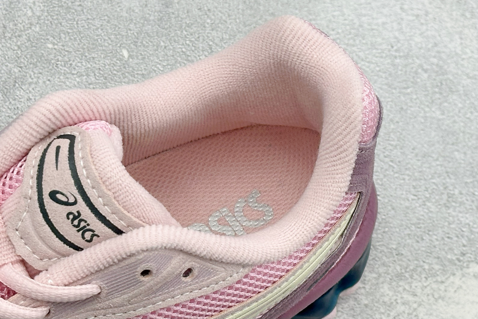 GW版Asics Gel-Kayano 14 亚瑟士运动休闲透气专业跑鞋 采用工程弹性双层再生针织密度鞋面材质 后跟3D
