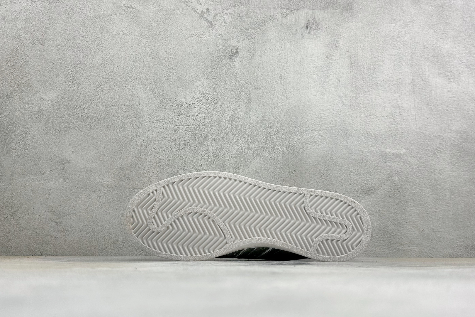 Adidas Originals Superstar贝壳头板鞋 2026全新版本 贝壳头官方同步 渠道正品订单 诠释市场