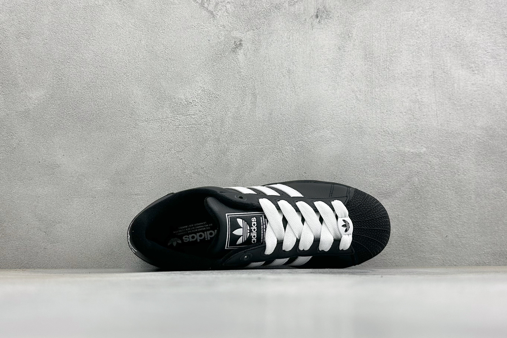 Adidas Originals Superstar贝壳头板鞋 2026全新版本 贝壳头官方同步 渠道正品订单 诠释市场