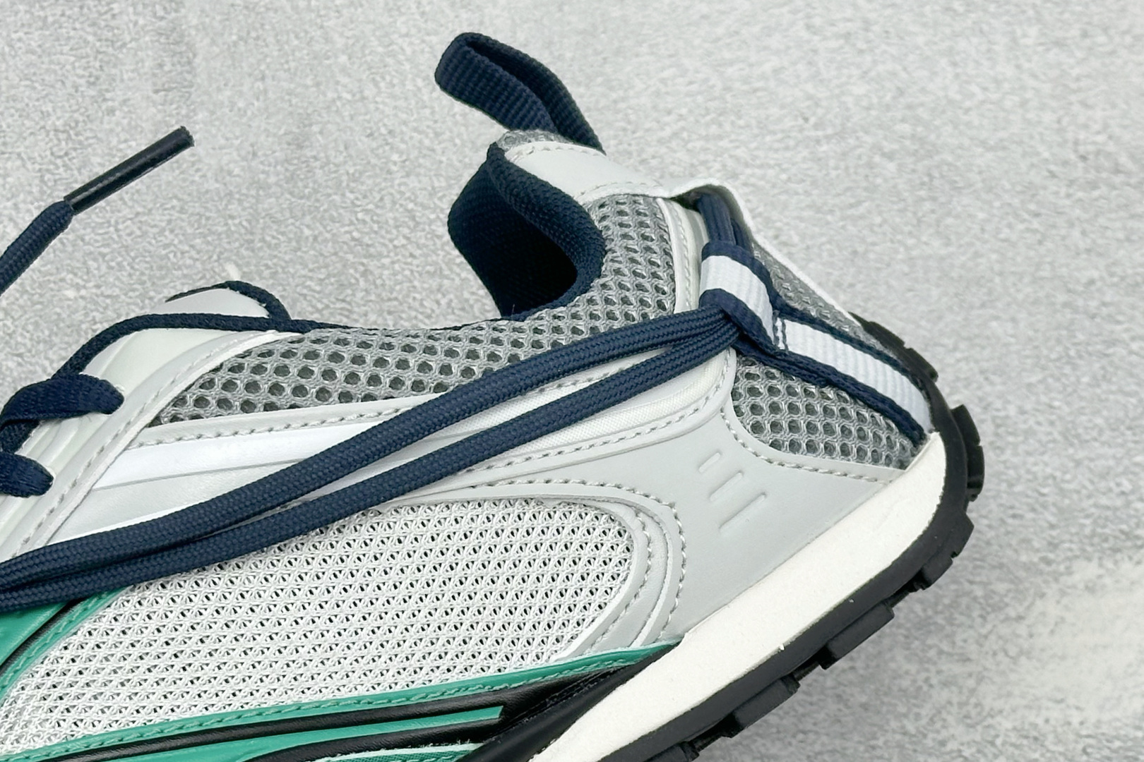 GO版Balenciaga巴黎世家 25代 Radar Gradient Lines 圆头系带logo标志 纯原生产线出