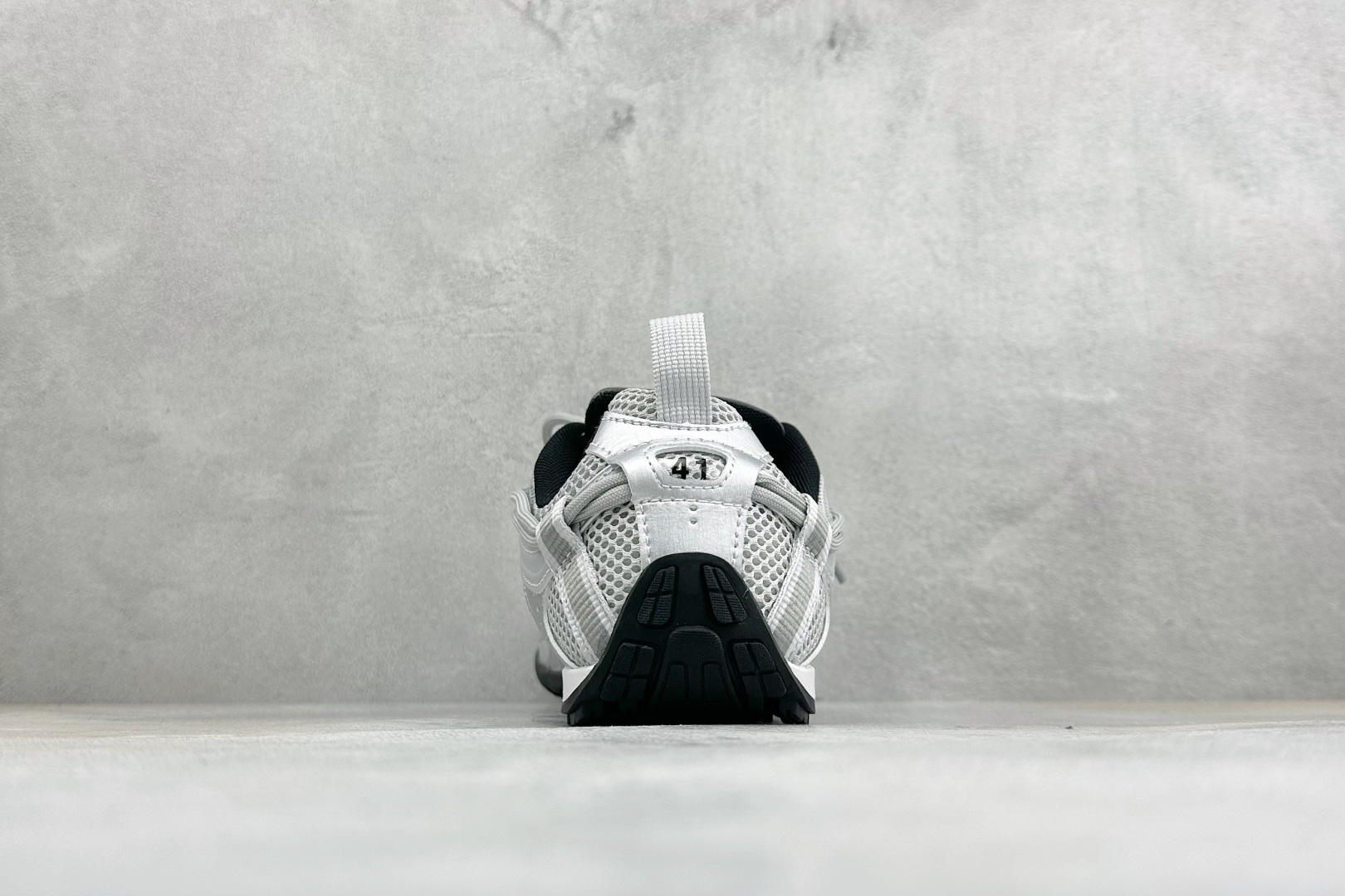 GO版Balenciaga巴黎世家 25代 Radar Gradient Lines 圆头系带logo标志 纯原生产线出