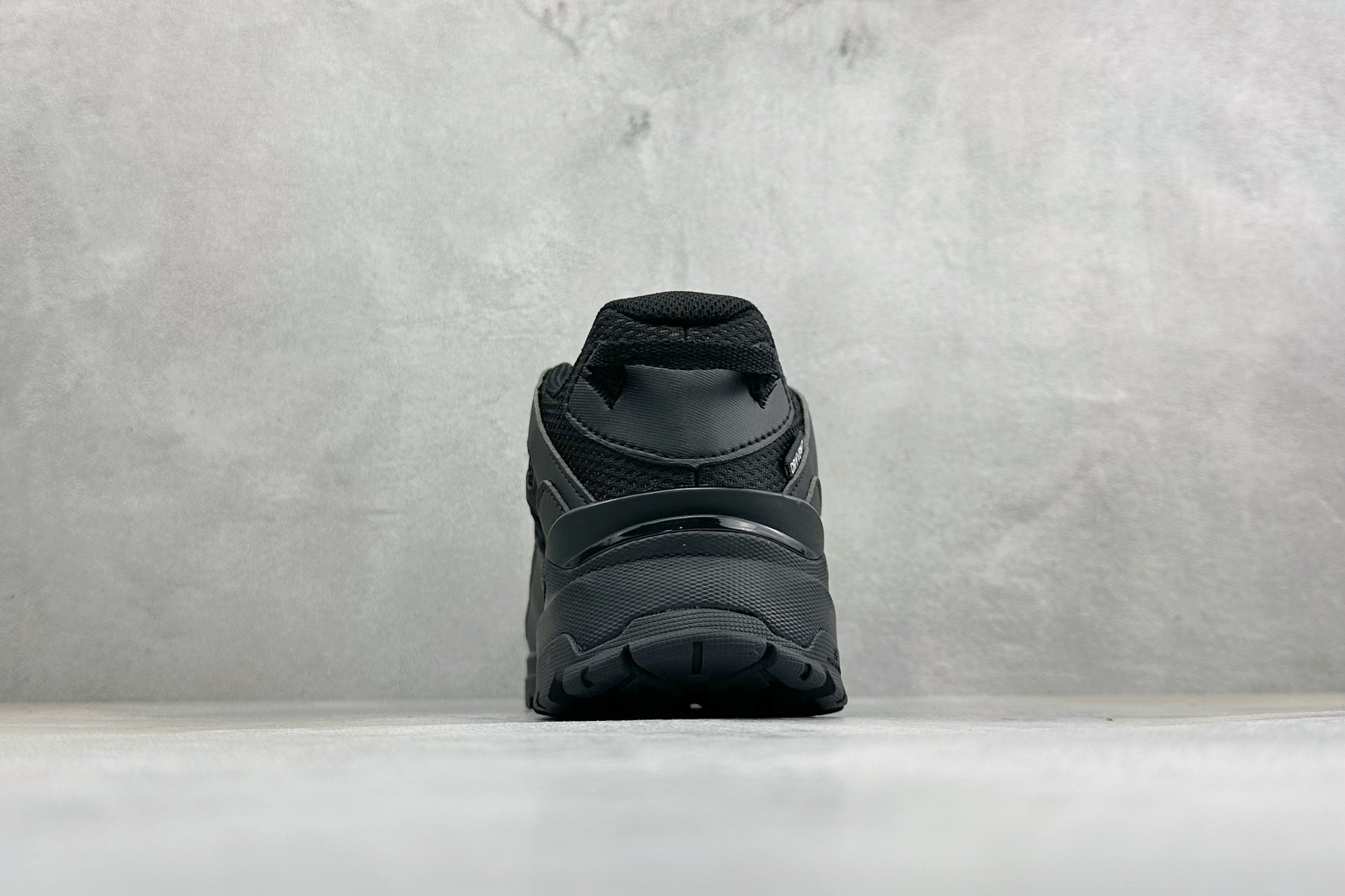 BW版The North MEN’S ULTRA 112 WP北面 户外运动耐磨轻便透气登山徒步鞋 官方货号:NF0A8 BW版The North MEN’S ULTRA 112 WP北面 户外运动耐磨轻便透气登山徒步鞋 官方货号:NF0A8