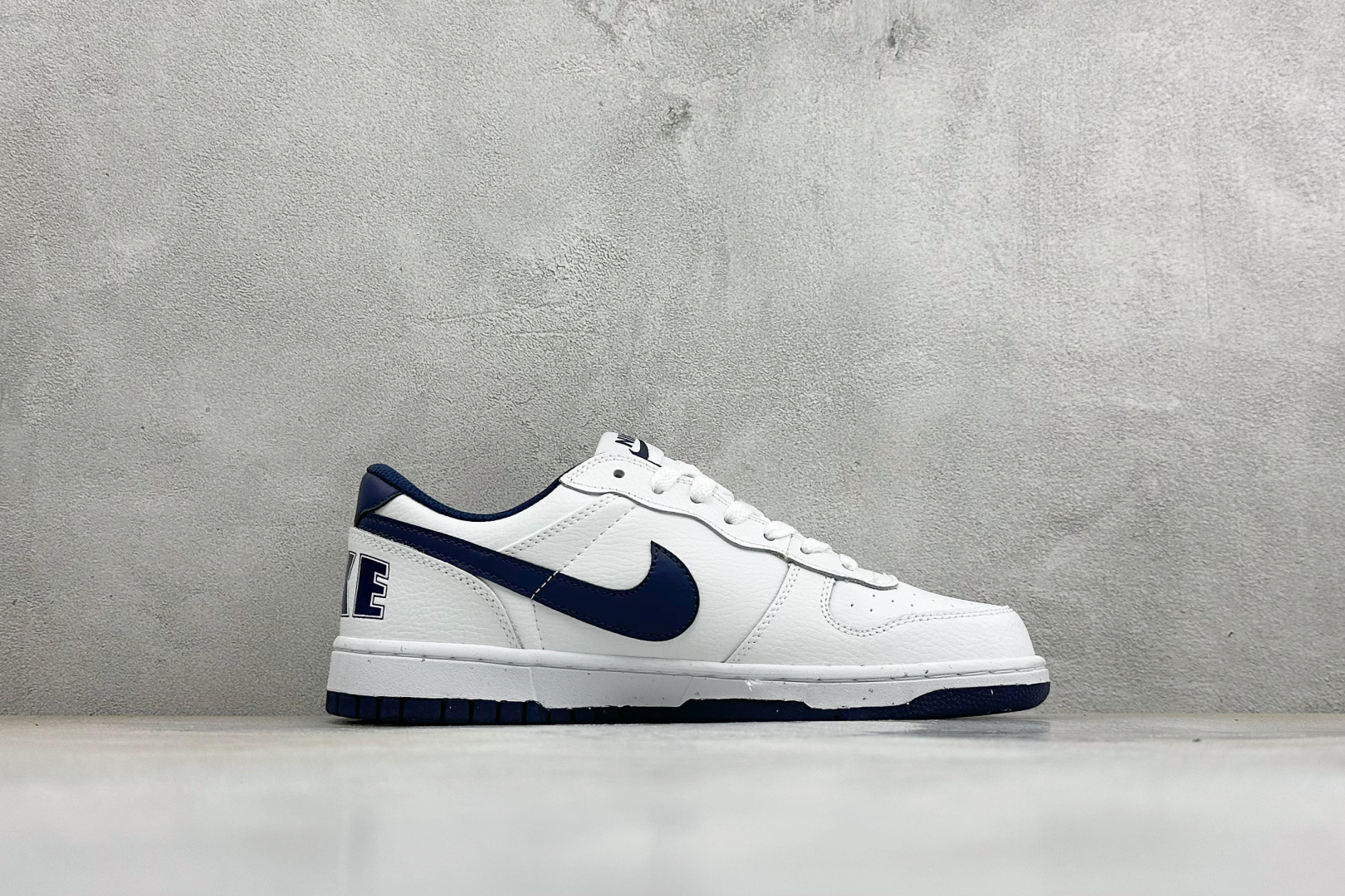 H版BIG NIKE LOW 耐克 简约百搭 減震耐磨 低帮板鞋 货号: -140 尺码：36-45 