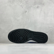 H版BIG NIKE LOW 耐克 简约百搭 減震耐磨 低帮板鞋 货号: -107 尺码:36-45 H版BIG NIKE LOW 耐克 简约百搭 減震耐磨 低帮板鞋 货号: -107 尺码:36-45