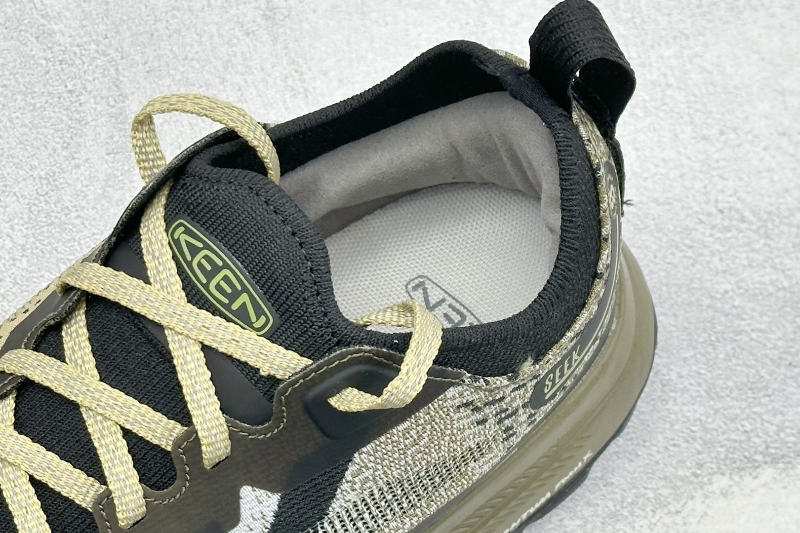 科恩KEEN SEEK 舒适贴合防滑耐磨越野跑步鞋 货号： 尺码：36-45没半码 