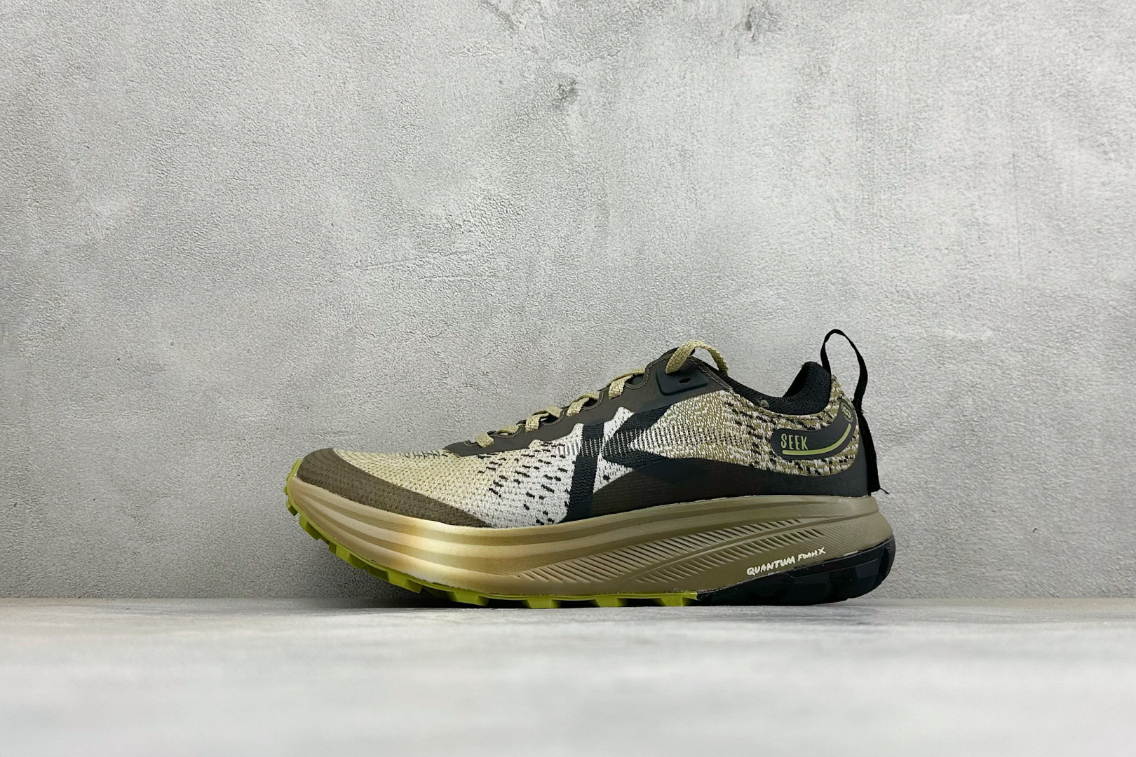 科恩KEEN SEEK 舒适贴合防滑耐磨越野跑步鞋 货号： 尺码：36-45没半码 