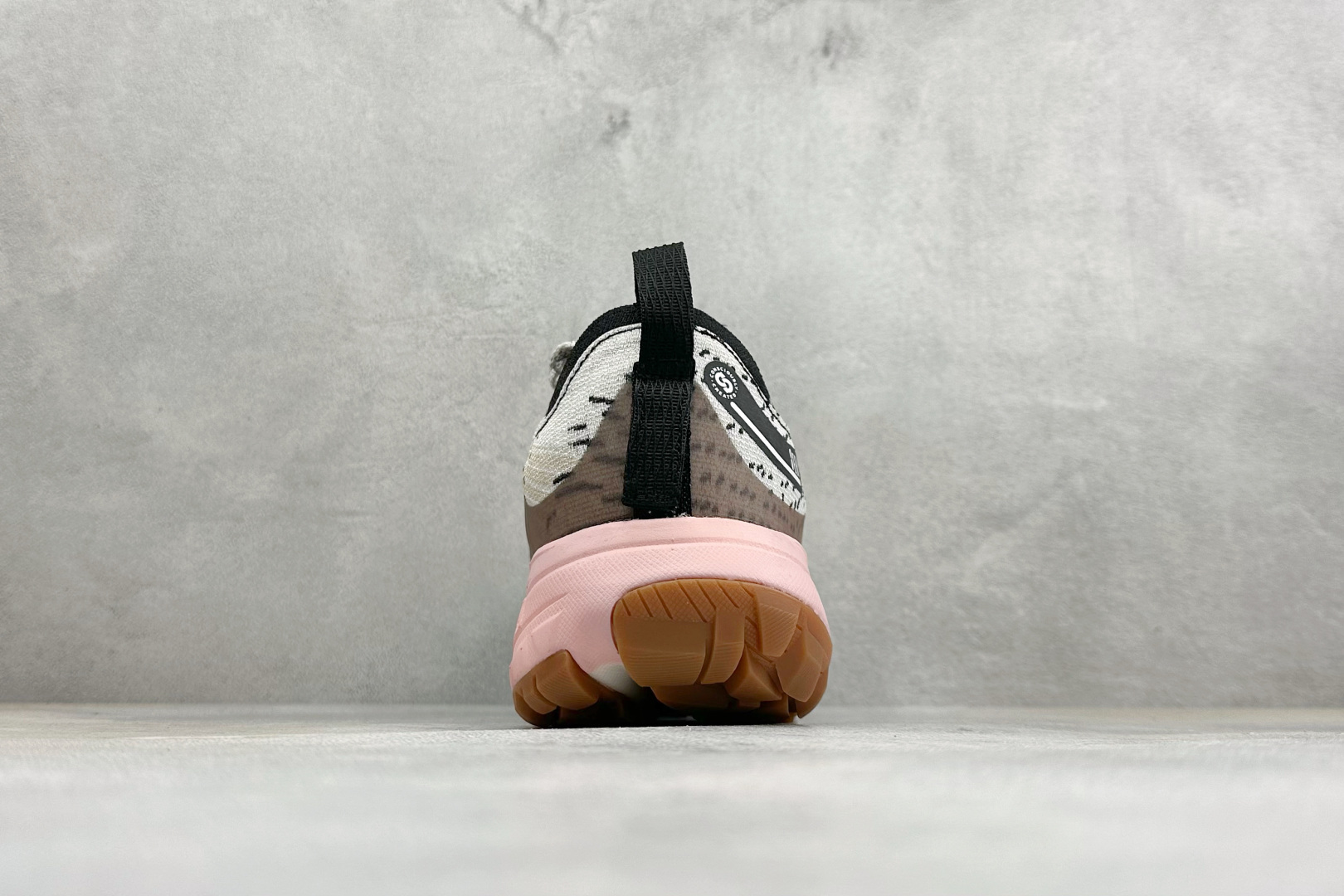 科恩KEEN SEEK 舒适贴合防滑耐磨越野跑步鞋 货号： 尺码：36-45没半码 