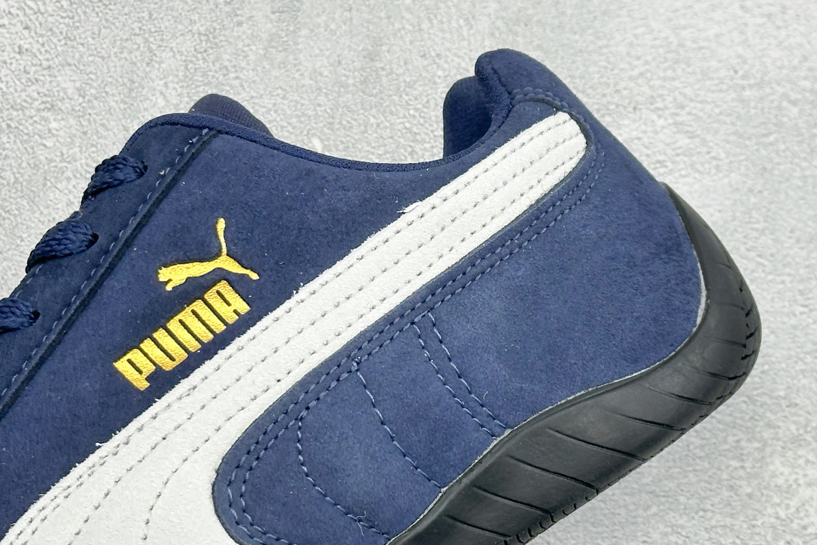 M版Puma Speedcet Etoile Wns 彪马薄底德迅复古运动休闲赛车跑鞋 以趣味十足又前卫复古的设计引领潮