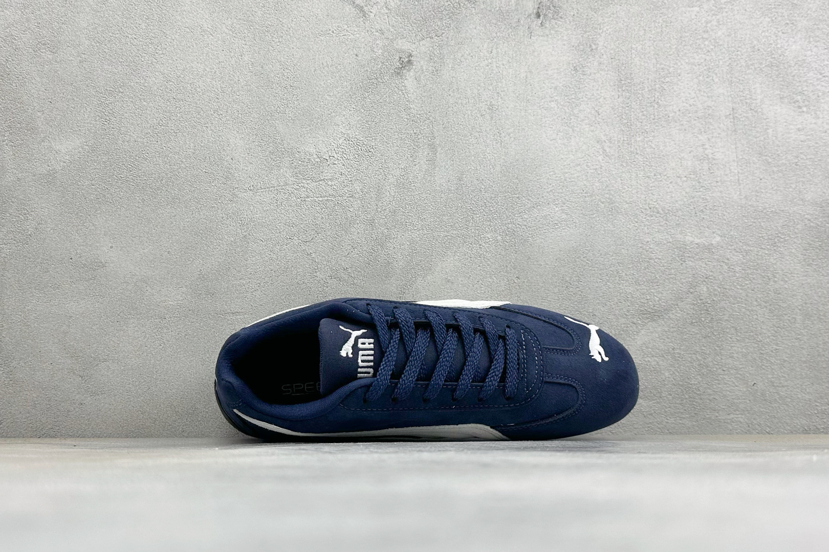 M版Puma Speedcet Etoile Wns 彪马薄底德迅复古运动休闲赛车跑鞋 以趣味十足又前卫复古的设计引领潮