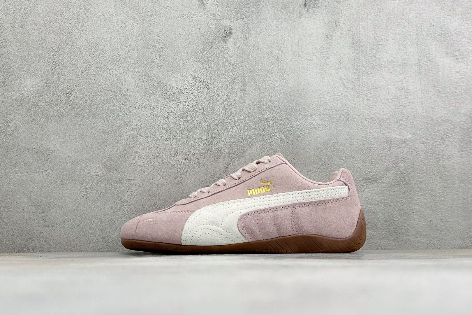 M版Puma Speedcet Etoile Wns 彪马薄底德迅复古运动休闲赛车跑鞋 以趣味十足又前卫复古的设计引领潮