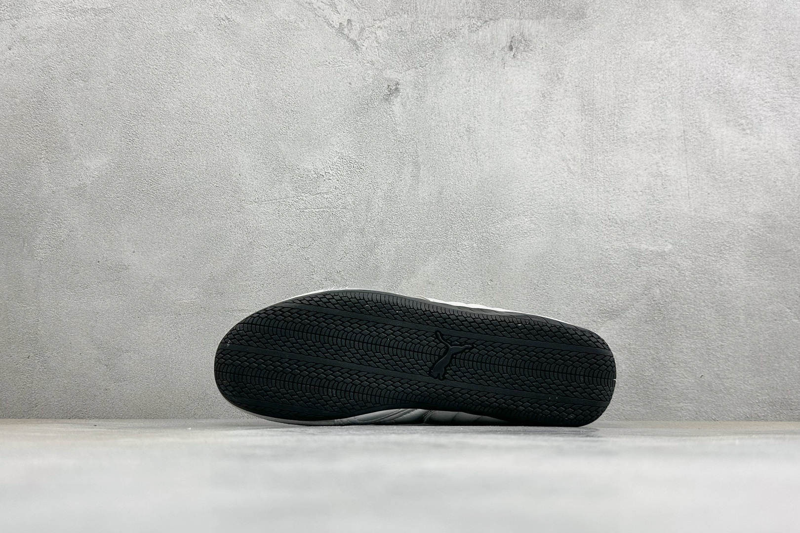 M版Puma Speedcet Etoile Wns 彪马薄底德迅复古运动休闲赛车跑鞋 以趣味十足又前卫复古的设计引领潮