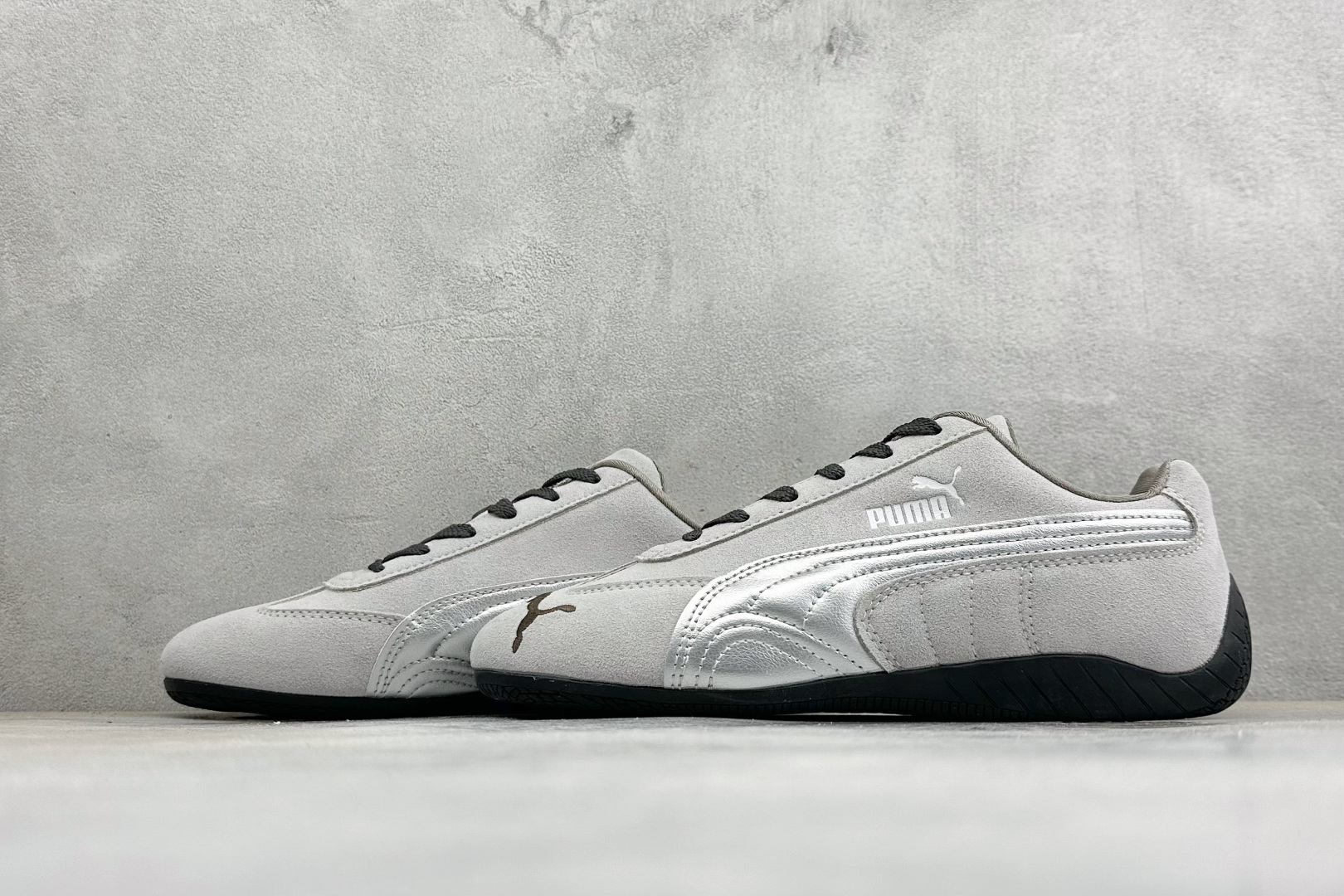 M版Puma Speedcet Etoile Wns 彪马薄底德迅复古运动休闲赛车跑鞋 以趣味十足又前卫复古的设计引领潮